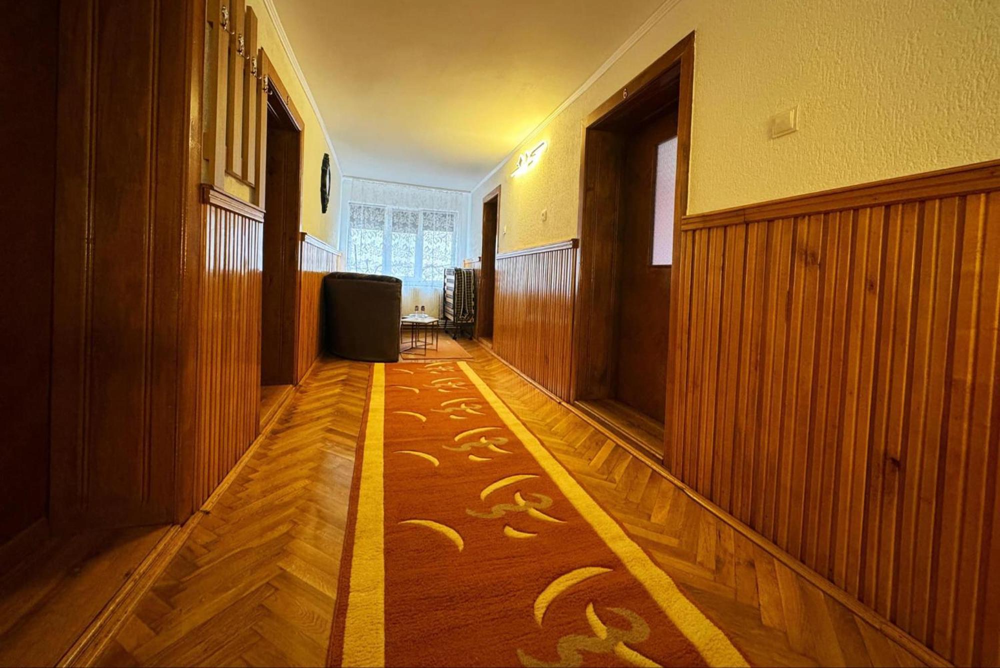 Casa Mary Hotel Hateg Bagian luar foto