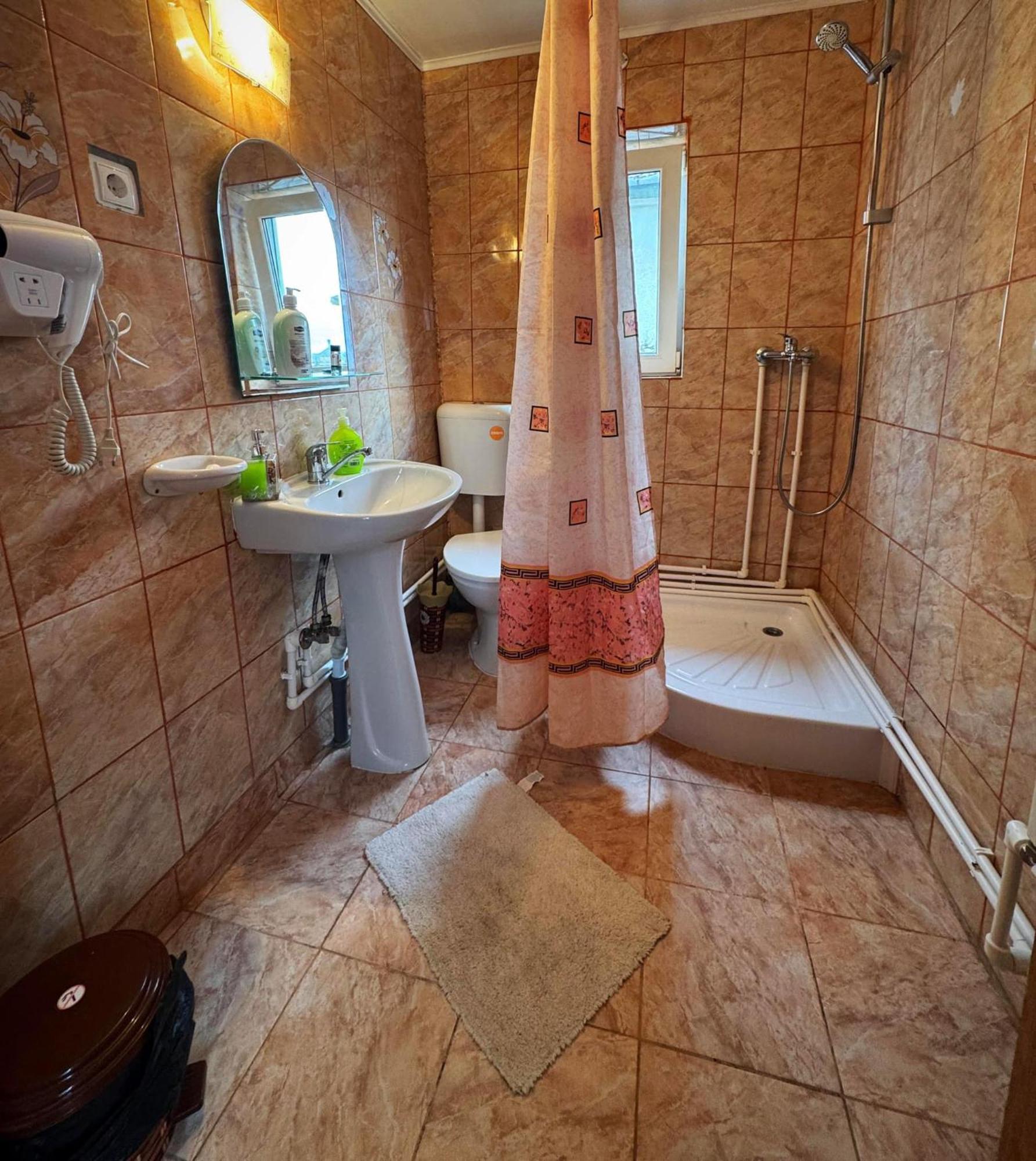 Casa Mary Hotel Hateg Bagian luar foto